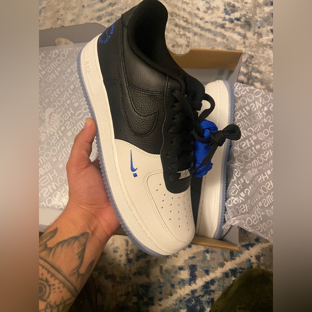 TINAJs Air Force 1s